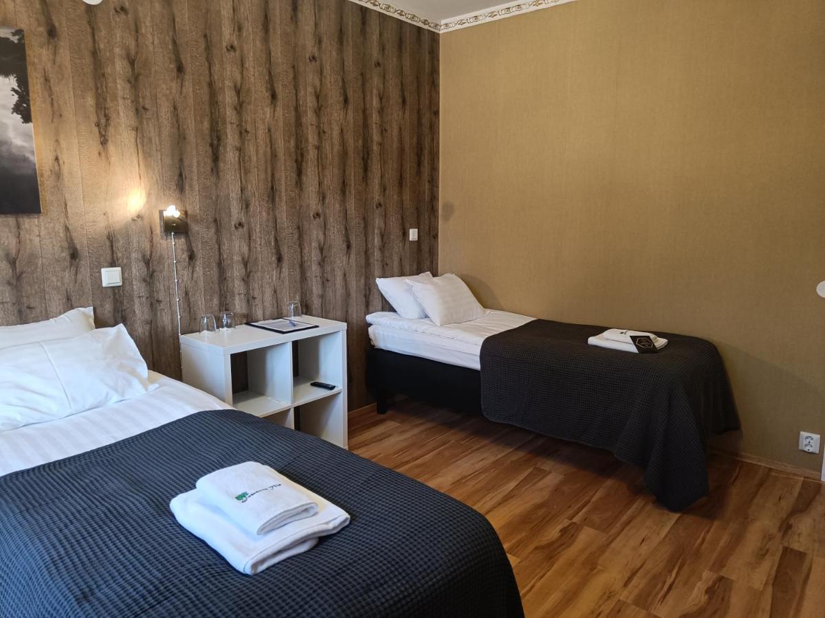 Joensuun Tilan Paeaerakennus Bed & Breakfast Soderkulla  Exterior photo